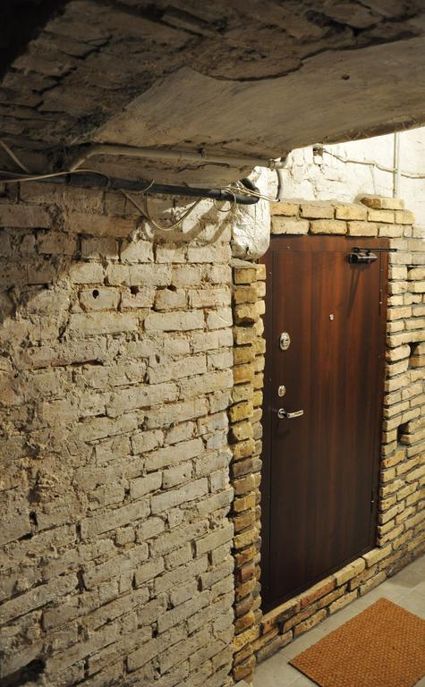 Bomb Shelter Apartment Βίλνιους Δωμάτιο φωτογραφία